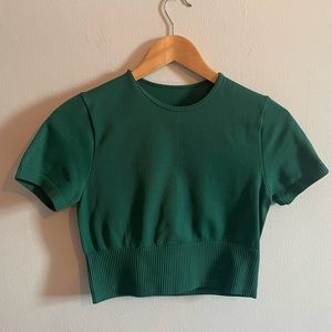 Arden’s Crop Top M